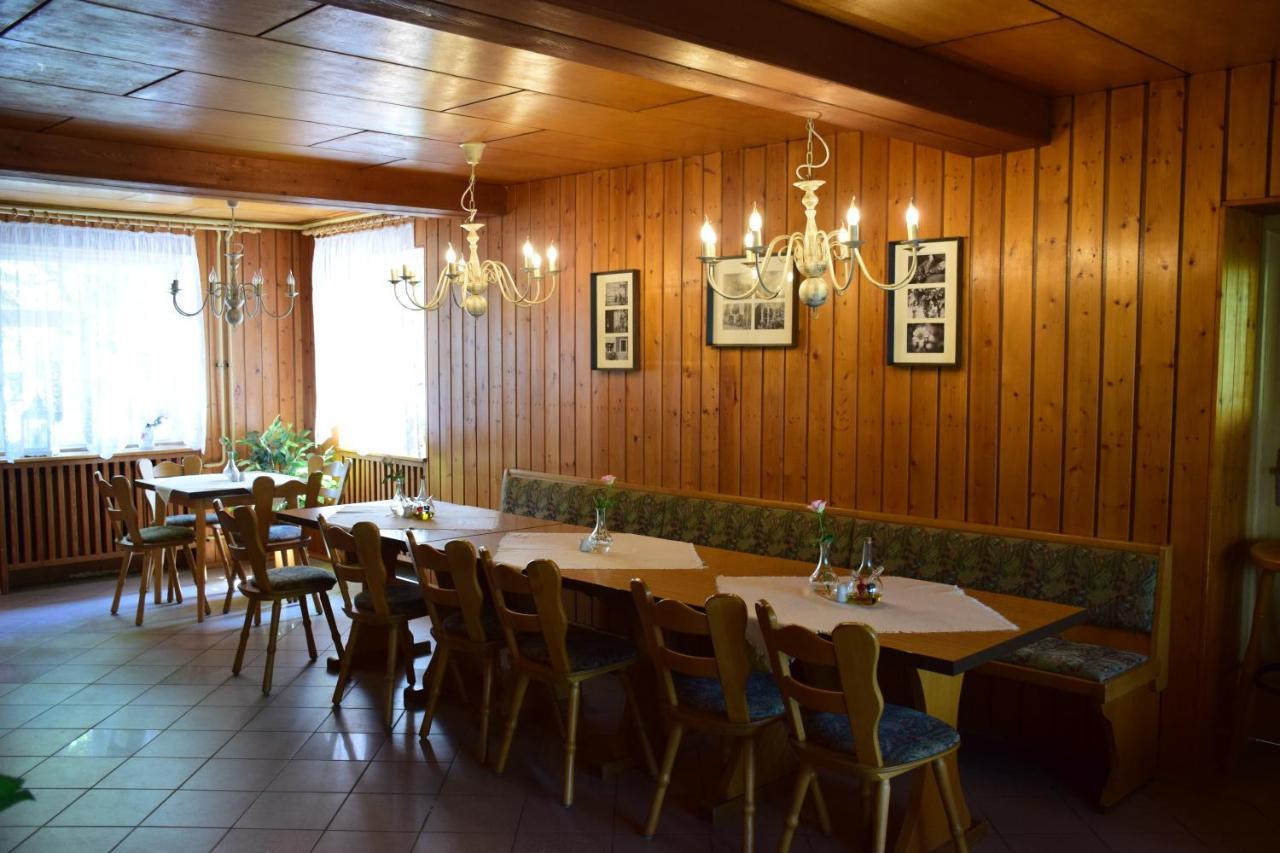 Gasthof Uttewalde ภายนอก รูปภาพ